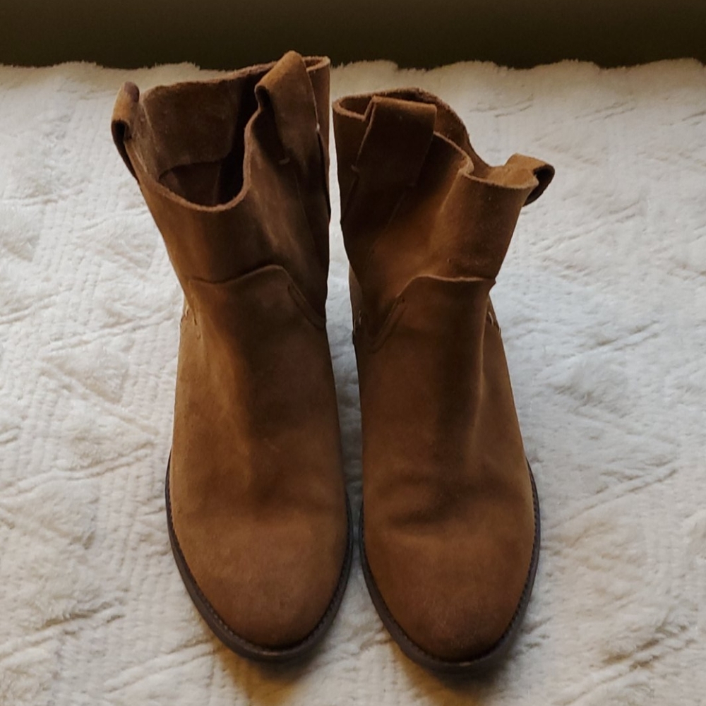 Dolce Vita suede slouch boot